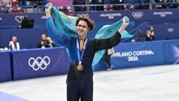 Shaidorov pen onyń jattyqtyrýshylary Olimpiadadaǵy jeńisi úshin syiaqysyn aldy