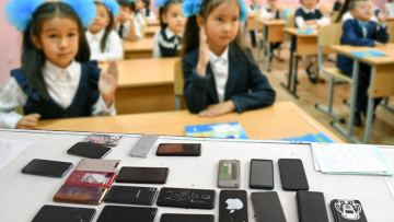 Мектептерде смартфон қолдану тәртібі өзгереді