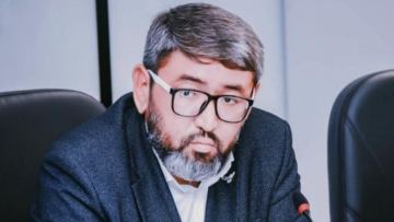 كونستيتۋتسييالىق سوت شەشٸمٸ ساياسي جورامالدارعا قۇقىقتىق تۇرعىدان نٷكتە قويدى – ساياساتتانۋشى
