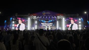 Balqash kóliniń jaǵalaýynda Metallýrg kúnine arnalǵan ǵalamat festival ótti