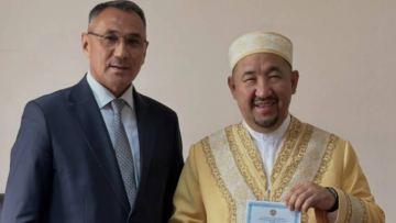 Қазақстанда үш имам миссионерлік қызметке ресми куәлік алды