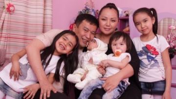 Altynai Jorabaeva burynǵy jubaiy Sábit Ábdiqalyqovtyń ne sebepti toiǵa qatyspaǵanyn aitty (VIDEO)