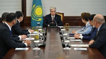 Президент Құрылтайдағы партия фракцияларының жетекшілерімен кездесті