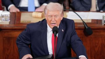 Трамп АҚШ киноиндустриясы дағдарыста деп есептейді