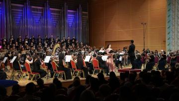 Tólepbergen Ábdirashev atyndaǵy orkestr 91-shi maýsymyn Malerdiń simfoniiasymen ashty