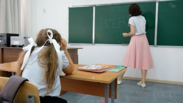 Almaty gimnaziiasynda toǵyz muǵalim jumystan bosatyldy: Bilim basqarmasy túsinikteme berdi