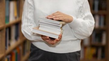 Қазақстанда жылдың үздік оқырмандарына 10 миллион теңгеден беріледі