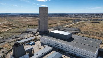 Qazaqmys «Batys» kenishindegi turmystyq infraqurylymdy jańartyp jatyr