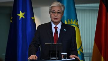 توقاەۆ ۋكرايناداعى سوعىستى ۋاقىتشا توقتاتۋ تۋرالى سٶزٸنٸڭ مەنٸن تٷسٸندٸردٸ