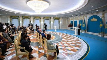 توقاەۆ: جاساندى ينتەللەكت دامىعان زاماندا كٸتاپ وقۋدىڭ مەنٸ ارتا تٷسەدٸ