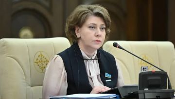 Құрылтай депутаты Татьяна Савельеваның өкілеттігі мерзімінен бұрын тоқтатылды