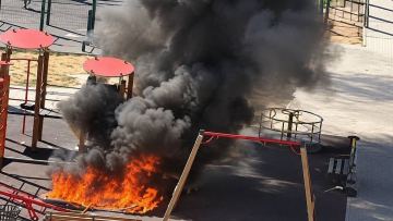 Aqtaýda balalar alańyn órtegen qyzdardyń ata-anasynan 4,9 mln teńge óndirilmek