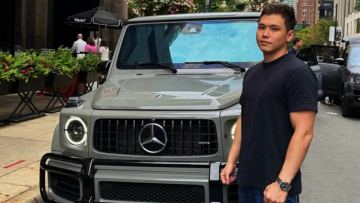 Almatyda bloger Nazar Rollandy izdestirip jatyr