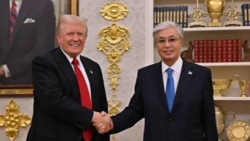 Президент Дональд Трамп Қасым-Жомарт Тоқаевты Республика күнімен құттықтады