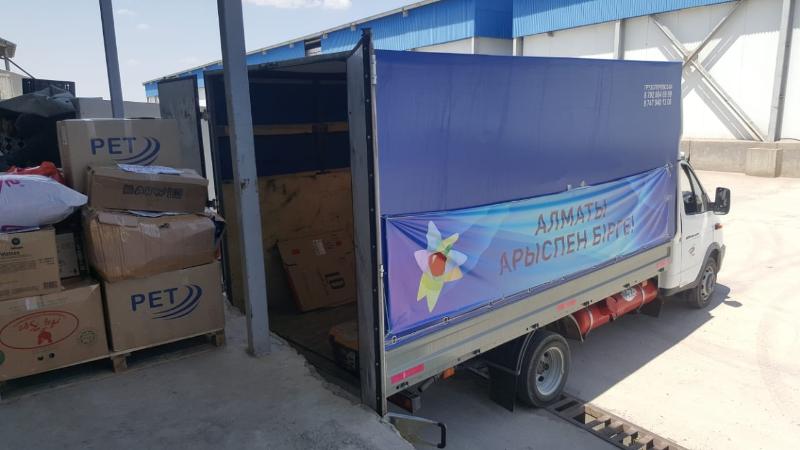 Арысқа көмек: Гуманитарлық жүкті қабылдау тәулік бойы жүргізілуде