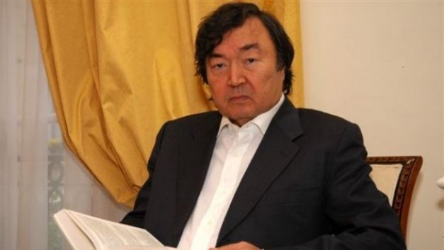 Олжас және әлемдік көркем ой