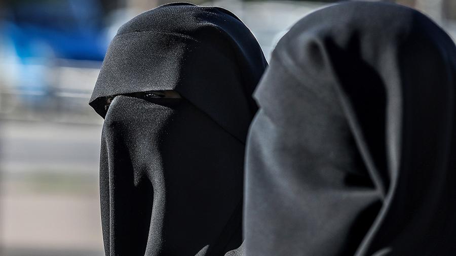 بەتتٸ تۇمشالايتىن كيٸم كيگەندەرگە قانداي ايىپپۇل سالىنادى?