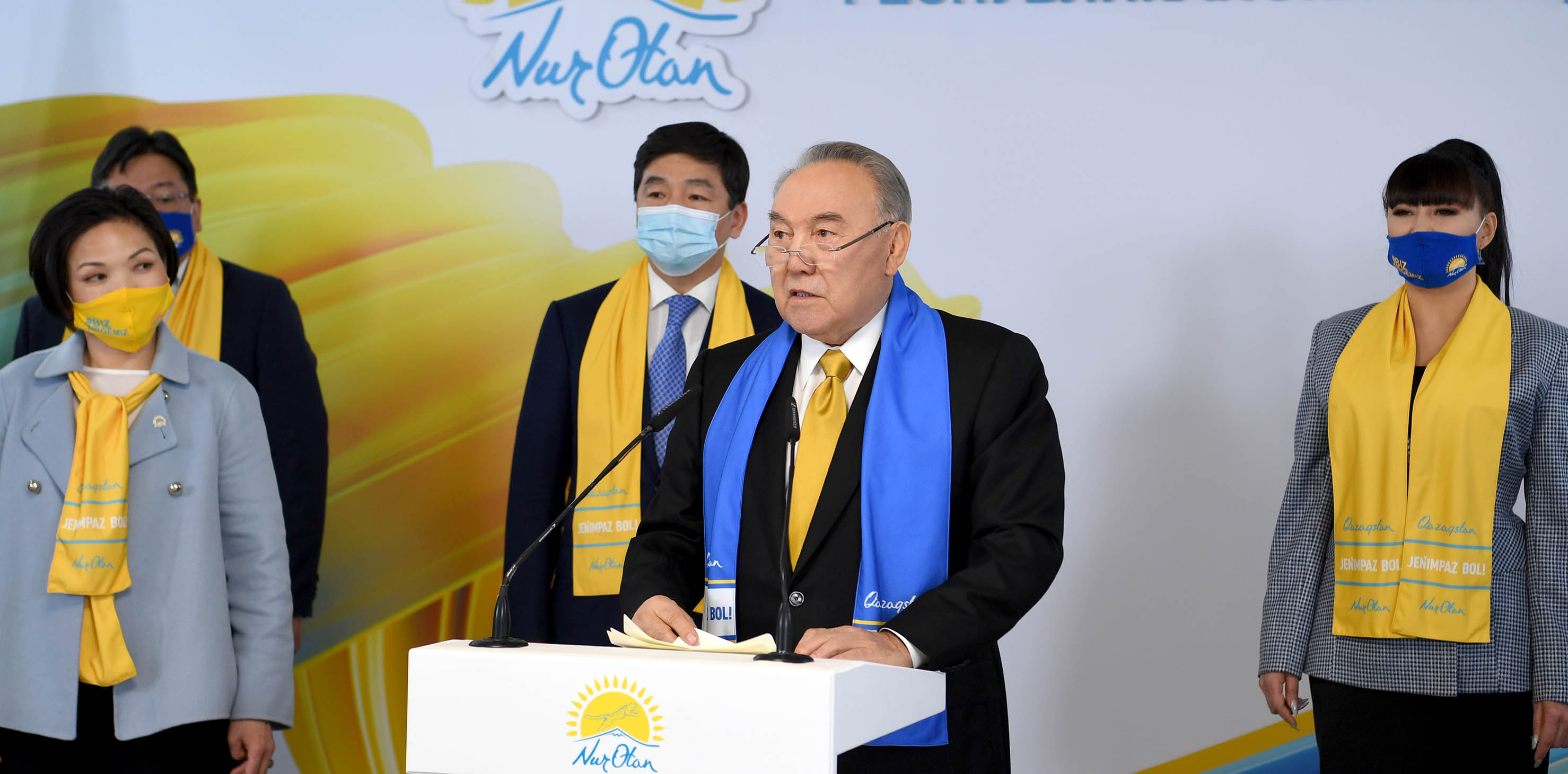 Назарбаев «Nur Otan» партиясын айқын жеңісімен құттықтады