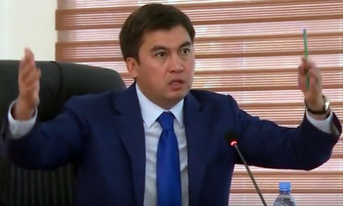تۇرعىندار نارازىلىعى: شىمكەنت ەكٸمٸ ارىستىقتارمەن  كەزدەستٸ 