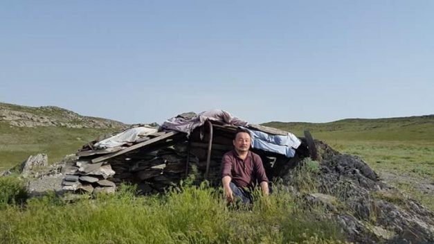 Светқали жырларының сәулесі