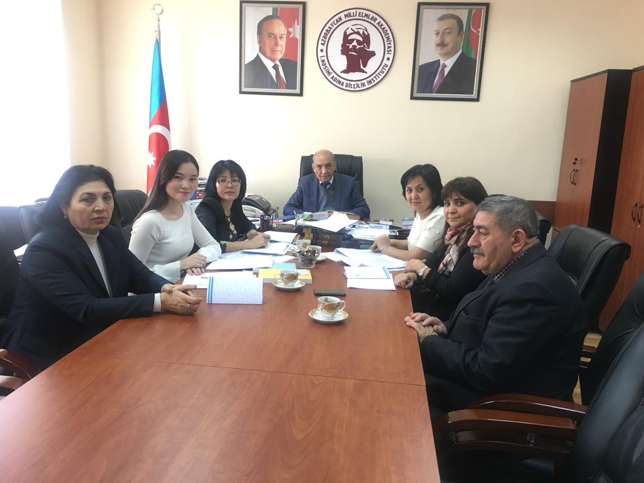 Әзербайжан тілі емле ережелерінде бізбен ұқсастықтар бар