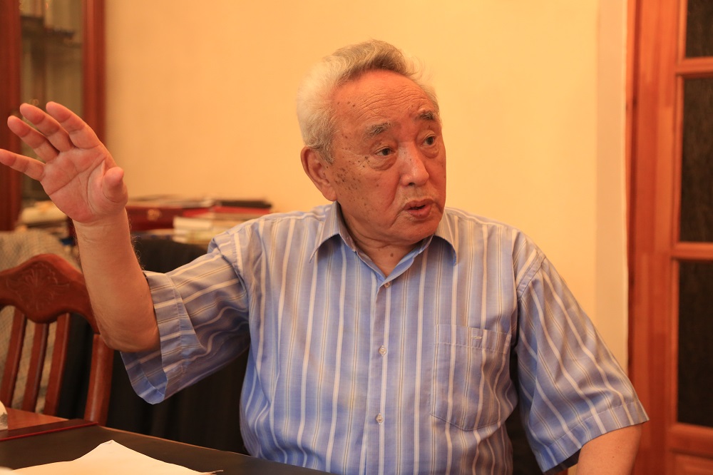 Qabdesh Jumadilov. "Sonymen, «Birjan - Sara» aitysyn shyǵarǵan kim?.."