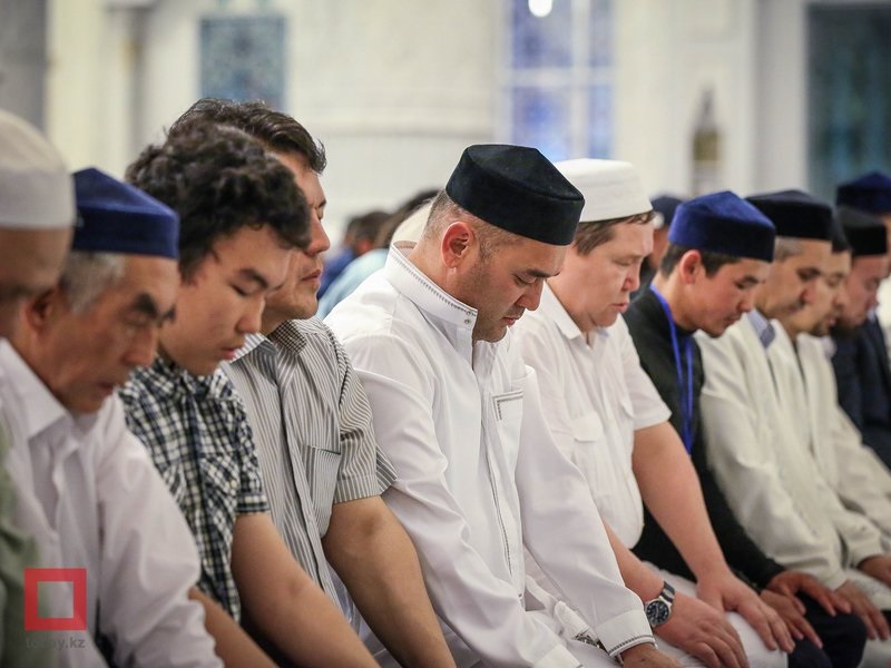 "دٸندٸ ساياساتقا ارالاستىرۋدان اۋلاق بولۋ كەرەك"