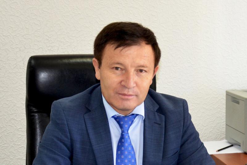 Qazaq tilindegi ǵylymi ádebietterdiń qory myńǵa jetýi kerek - Sherýbai Qurmanbaiuly