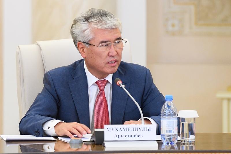 Әлемде тек қазақ батырларының киімі алтыннан құйылған – министр