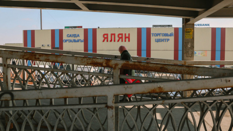 Мониторинг тобы неге Алматыдағы «барахолка» базарын тексермейді?
