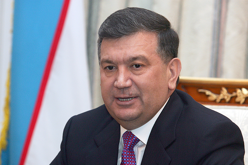 Shavkat Mirziiaev úkimet múshelerin aýystyra bastady