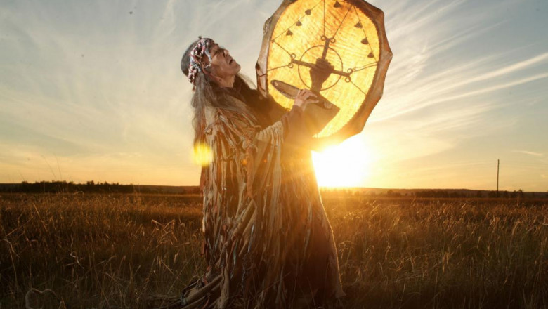 Әуезхан Қодар. Әлемдік діндер жүйесіндегі Тәңіршілдік