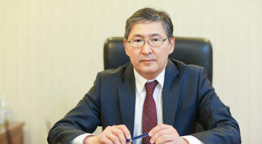 Saǵadiev UBT-dan "Qazaqstan tarihy" pánin alyp tastaý týraly usynysqa pikir bildirdi