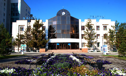 Qalleki teatrynyń qily tarihy