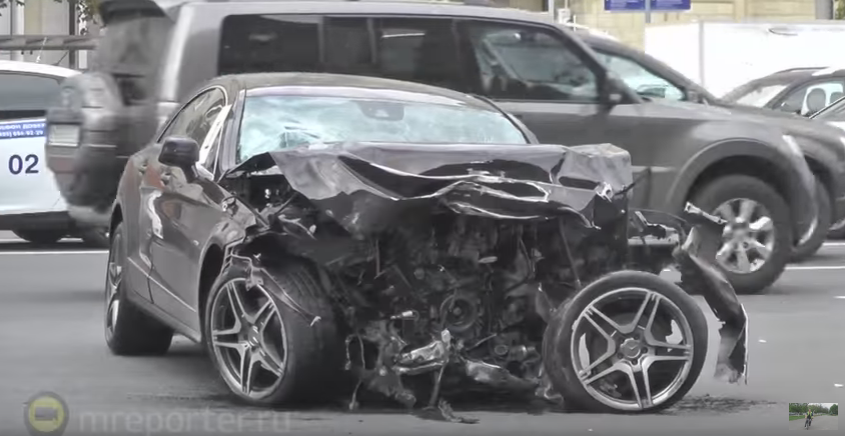Máskeýdegi jol-kólik apatynan Pýtinniń júrgizýshisi qaza tapty (Video)
