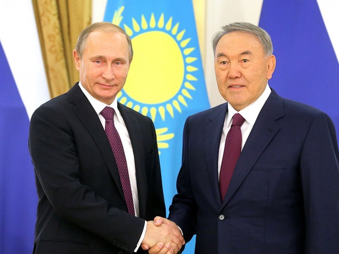 Мемлекет басшысы Владимир Путинді сайлаудағы жеңісімен құттықтады