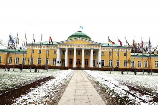 Н.Нығматулин Санкт-Петерборда Ә.Бөкейханның ескерткіш мүсінінің ашылуына қатысады