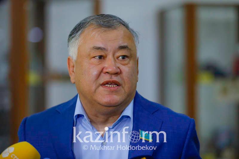 نەۋبەت جىلدارى قازاق حالقىنىڭ جارتىسىنا جۋىعى قازا تاپقانىن دەلەلدەيتٸن عىلىمي ەڭبەك جوق – دەپۋتات