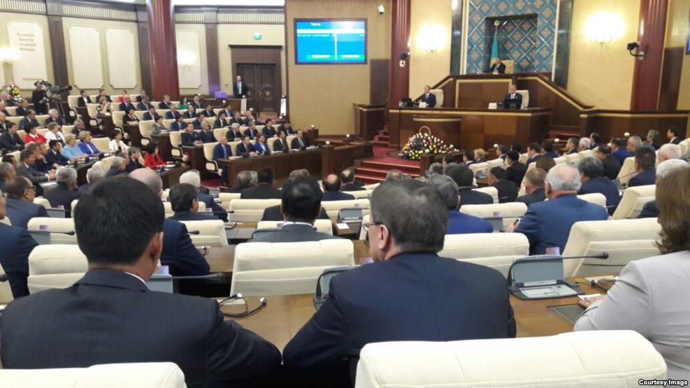 "Nazarbaev eńbeginiń nátijesi" kórsetilgen deklaratsiia qabyldandy