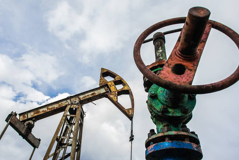 Brent бағасы алғаш рет барреліне 61 долларға жетті