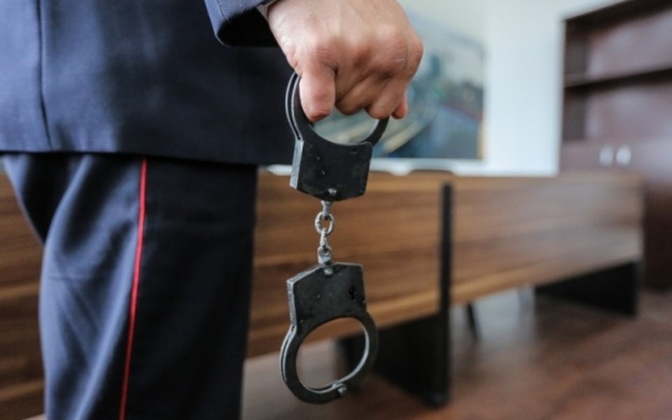 Almaty oblysynda qarýlanǵan transulttyq qylmystyq toptyń úsh múshesi ustaldy