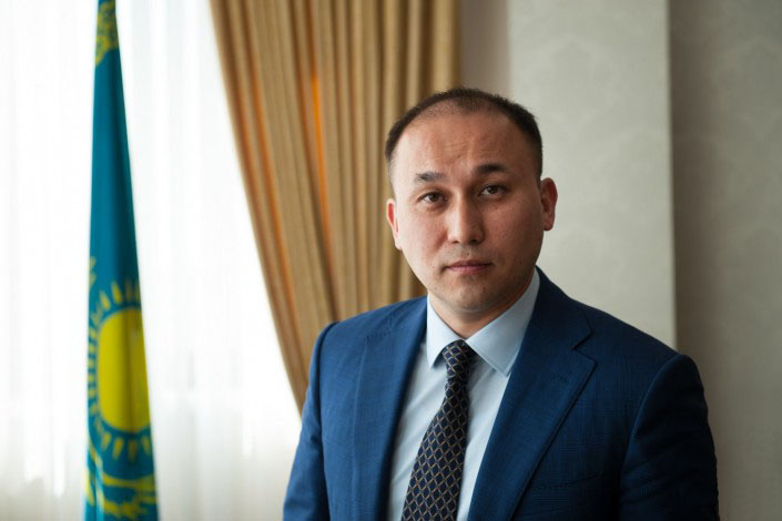 Дәурен Абаев журналистерді кәсіби мерекесімен құттықтады