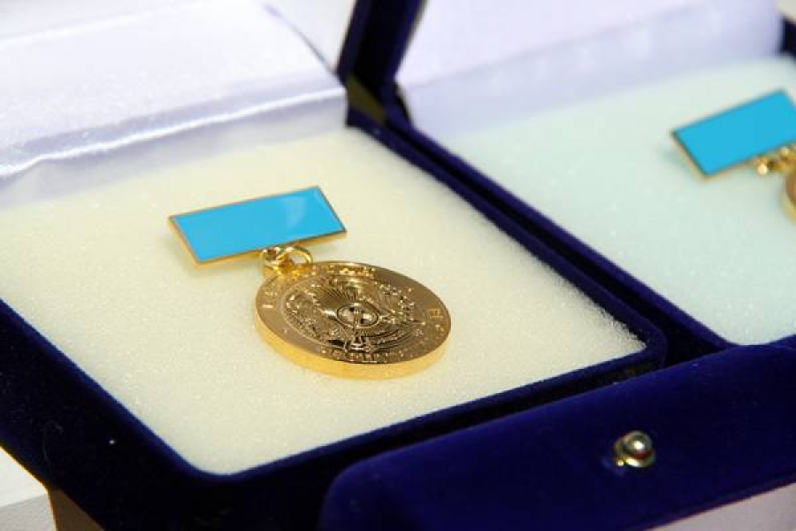 Шамамен 200 "Алтын белгі" иегері гранттарынан айырылды