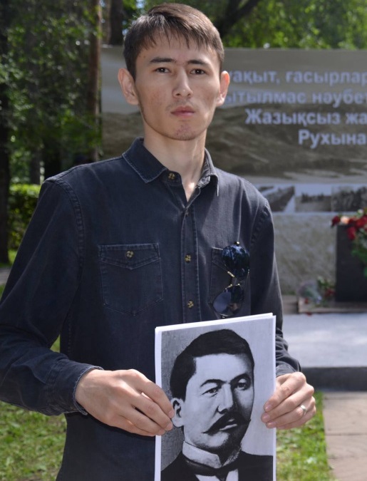 سۇلتانماحمۇتتىڭ تويى كومسومولدىڭ كٶلەڭكەسٸندە قالدى...