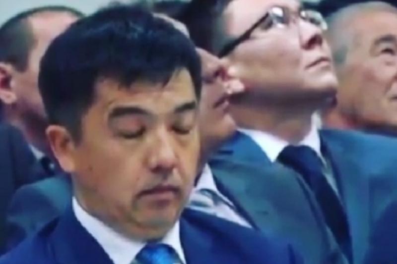 Jinalysta uiqymen arpalysyp otyrǵan Aqtóbe ákiminiń videosy jariialandy 