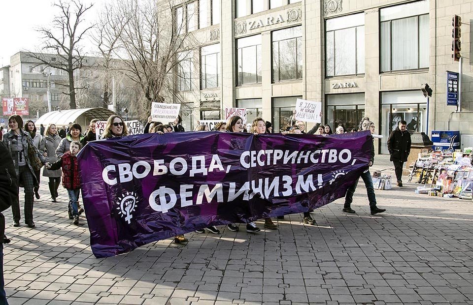 "Қазақстандық феминизм" немесе «Ұят емес» арнайы жобасының артында кімдер тұр?