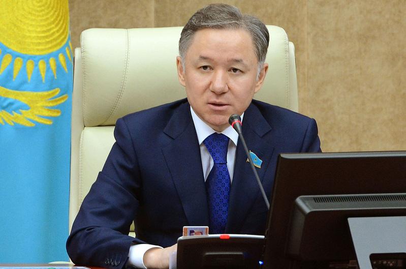 قر پارلامەنتٸ پالاتالارىنىڭ بٸرلەسكەن وتىرىسى ٶتەدٸ