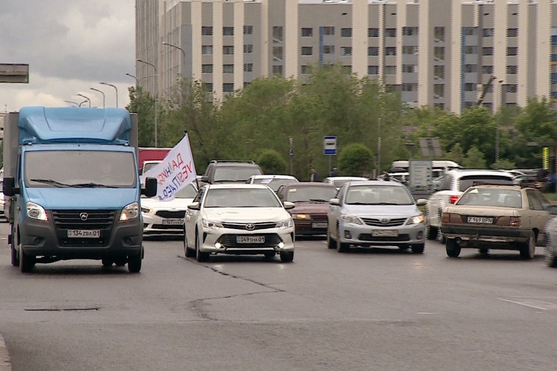 Дания Еспаеваны қолдау мақсатында үш қалада автожарыс ұйымдастырылды