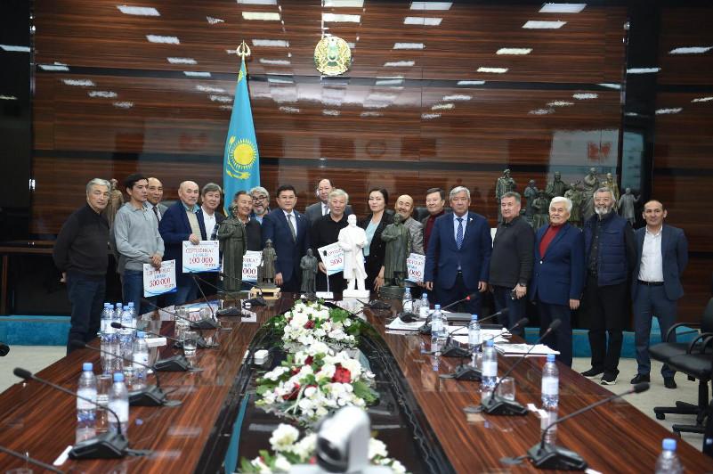Шымкентте Әл-Фараби мен Абайға ескерткіштер орнатылады