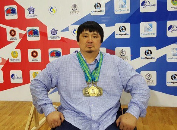 Aqtóbedegi munai urlyǵyn salafitterge qatysy bar qylmys áleminiń atyshýly serkesi basqarǵan (Video)
